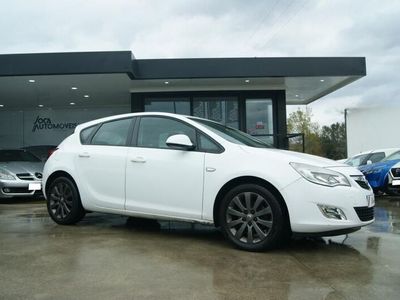 usado Opel Astra 1.7 CDTi Selection Business