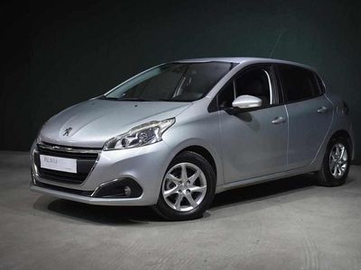 Cinzento Usado 2016 Peugeot 208 Citadino | € 10.950 (Preço elevado)