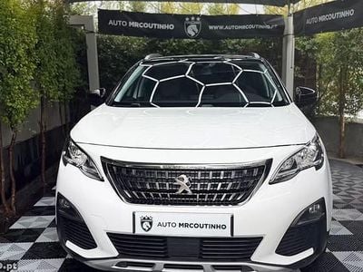Branco Usado 2018 Peugeot 3008 Allure SUV | € 15.000 (Preço justo)
