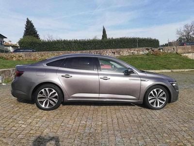 Cinzento Usado 2016 Renault Talisman Initiale Paris Sedan | € 15.500 (Preço justo)