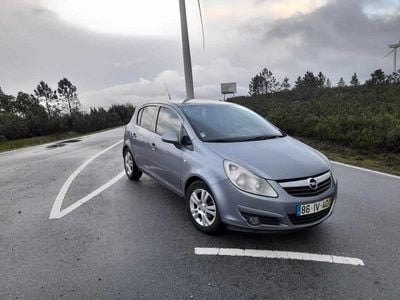 Usado Opel Corsa 86 HP (63 kW) 2010 Cinzento Citadino