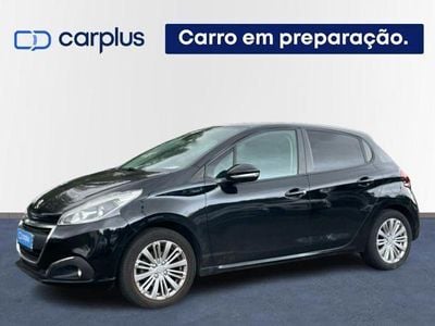 Preto Usado 2019 Peugeot 208 Active Citadino | € 12.500 (Preço justo)