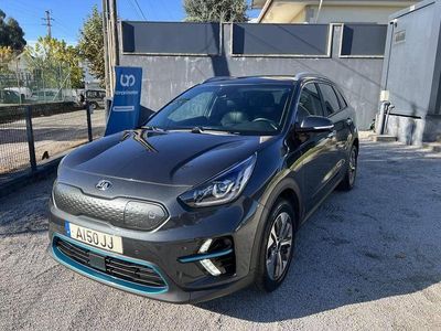 Usado Kia e-Niro 150 kW (204 HP) 2021 Cinzento SUV