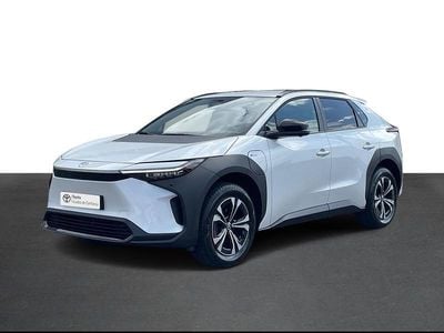Usado Toyota bZ4X Premium 150 kW (204 HP) 2025 Branco (pintura metalizada especial) SUV