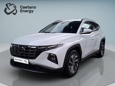 Usado Hyundai Tucson Premium 150 HP (110 kW) 2024 Atlas white SUV
