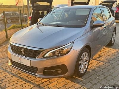 Cinza Usado 2019 Peugeot 308 Citadino | € 16.990 (Preço elevado)
