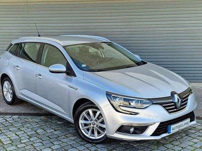 Cinzento Usado 2018 Renault Mégane IV Carrinha | € 14.800 (Preço justo)