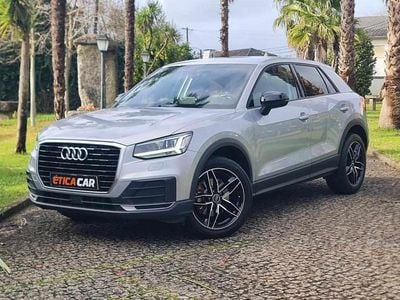 Usado Audi Q2 Sport 116 HP (85 kW) 2018 Cinza SUV