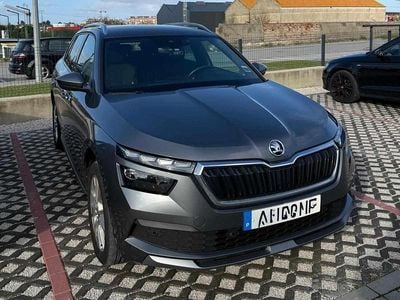 Cinzento Usado 2022 Skoda Kamiq SUV | € 16.500 (Bom preço)