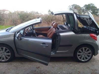 Usado 2007 Peugeot 207 CC Sport Cabrios | € 6.500 (Preço justo)