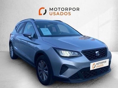 Cinza Usado 2023 Seat Arona Style SUV | € 18.750 (Preço justo)