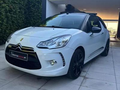 Branco Usado 2013 Citroën DS3 Cabriolet Chic Cabrios | € 10.900