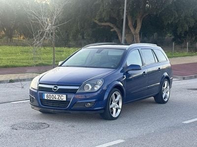 Usado 2004 Opel Astra Cosmo Sedan | € 2.999 (Bom preço)