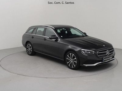 Usado Mercedes E300 Avantgarde 316 HP (232 kW) 2023 Cinza Carrinha