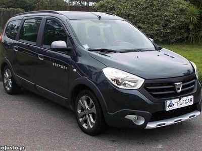 Cinza Usado 2016 Dacia Lodgy Stepway Monovolume | € 14.500 (Caro)