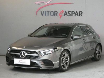 Cinza Usado 2023 Mercedes A180 AMG line Sedan | € 31.990 (Bom preço)