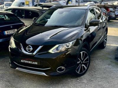 Usado Nissan Qashqai 110 HP (80 kW) 2015 Preto SUV