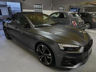 Usado Audi A5 Sportback S-Line 204 HP (150 kW) 2025 Cinza escuro Citadino