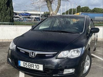 Usado 2006 Honda Civic Hybrid Sedan | € 5.900