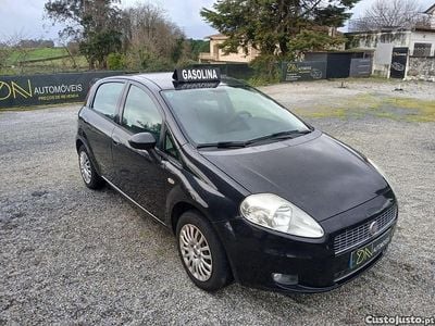Preto Usado 2009 Fiat Grande Punto Citadino | € 3.850 (Preço justo)