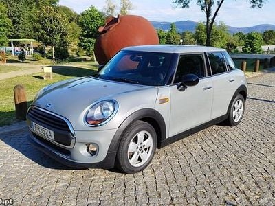 Usado Mini ONE 74 HP (54 kW) 2025 Cinza