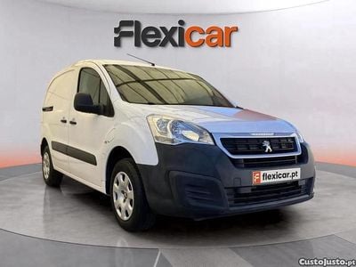 Branco Usado 2016 Peugeot Partner Monovolume | € 11.490