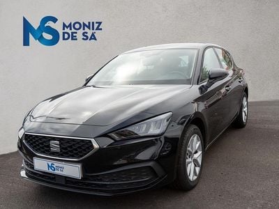 Usado Seat Leon Style 110 HP (80 kW) 2022 Preto