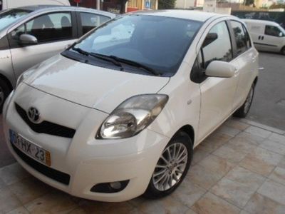 usado Toyota Yaris 1.4 D-4D SE Sport