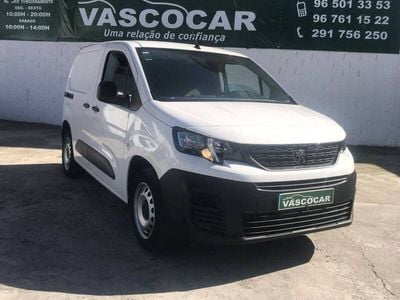 Usado Peugeot Partner Premium 130 HP (95 kW) 2021 Branco Monovolume