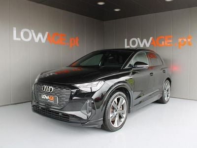 Usado Audi Q4 e-tron 150 kW (204 HP) 2022 Preto SUV