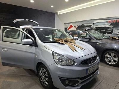 Cinza Usado 2018 Mitsubishi Space Star Edition | € 7.900 (Preço justo)