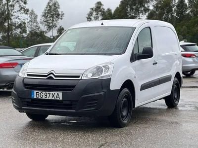 Branco Usado 2018 Citroën Berlingo Monovolume | € 11.500