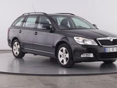 Preto Usado 2010 Skoda Octavia Elegance Carrinha | € 6.950 (Preço justo)