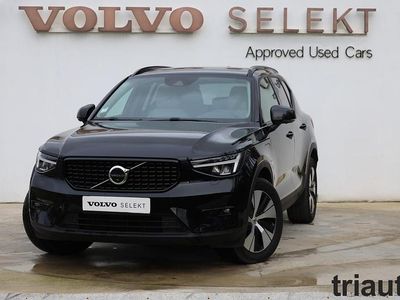 Cinza vapour Usado 2023 Volvo XC40 Plus SUV | € 42.200