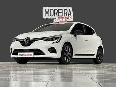 Branco Usado 2022 Renault Clio V Intens | € 16.499 (Preço justo)