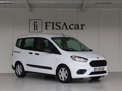 Usado Ford Tourneo Ambiente 75 HP (55 kW) 2019 Branco Citadino