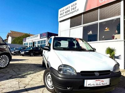 Branco Usado 1999 Opel Corsa Citadino | € 2.990 (Caro)