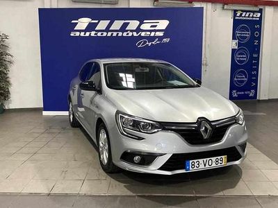 Cinzento Usado 2018 Renault Mégane IV Citadino | € 14.800 (Caro)
