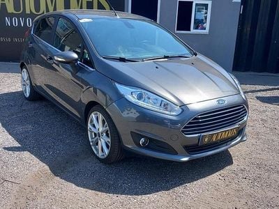 Cinza Usado 2016 Ford Fiesta ST-Line | € 11.500 (Preço justo)