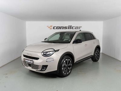 Cinza Usado 2024 Fiat 600 La Prima Citadino | € 22.480