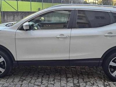 Branco Usado 2016 Nissan Qashqai SUV | € 14.900 (Bom preço)