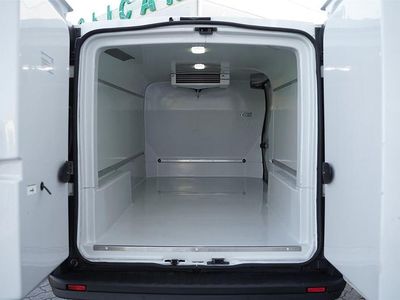 Branco Usado 2016 Renault Trafic Monovolume | € 19.500 (Preço justo)