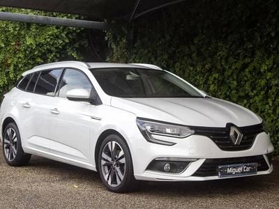 Branco Usado 2019 Renault Mégane IV Bose Edition Carrinha | € 13.500 (Preço justo)