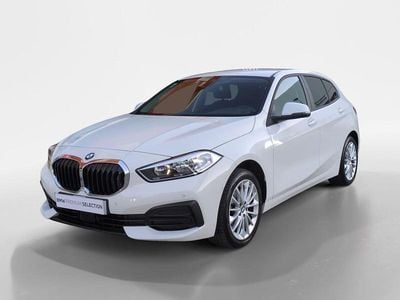 Branco Usado 2024 BMW 116 Advantage Citadino | € 27.500 (Preço justo)