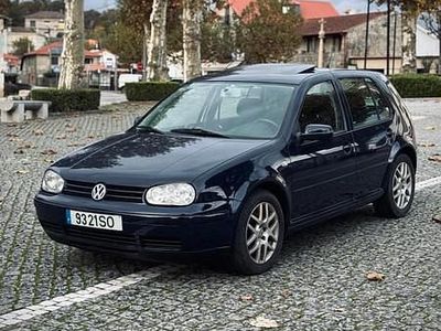 Usado VW Golf IV Highline 130 HP (95 kW) 2001 Azul Citadino
