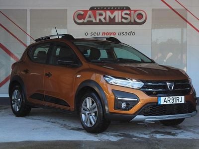 Laranja Usado 2022 Dacia Sandero Essentiel | € 13.400 (Bom preço)