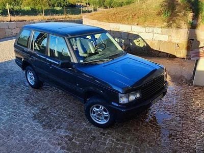 Cinzento Usado 1998 Land Rover Range Rover SUV | € 10.500 (Preço justo)