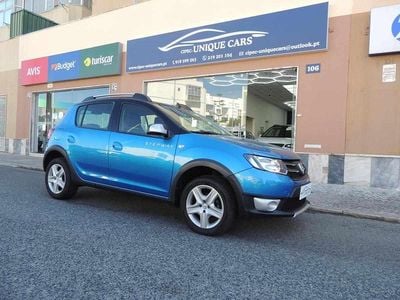 Usado Dacia Sandero 90 HP (66 kW) 2016 Azul Citadino