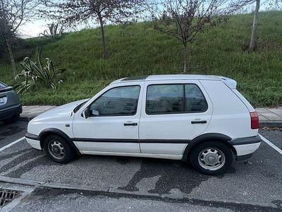 Usado 1992 VW Golf III Sedan | € 1.500
