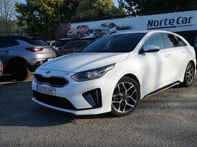 Usado Kia XCeed GT-Line 120 HP (88 kW) 2022 Branco SUV